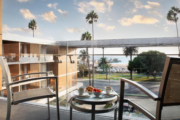 Shore Hotel image 23